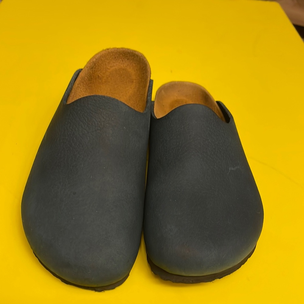 Birkenstock Womens Birki’s “Amsterdam” Navy Blue Mule Clog. Sz 38-US 7 Preowned